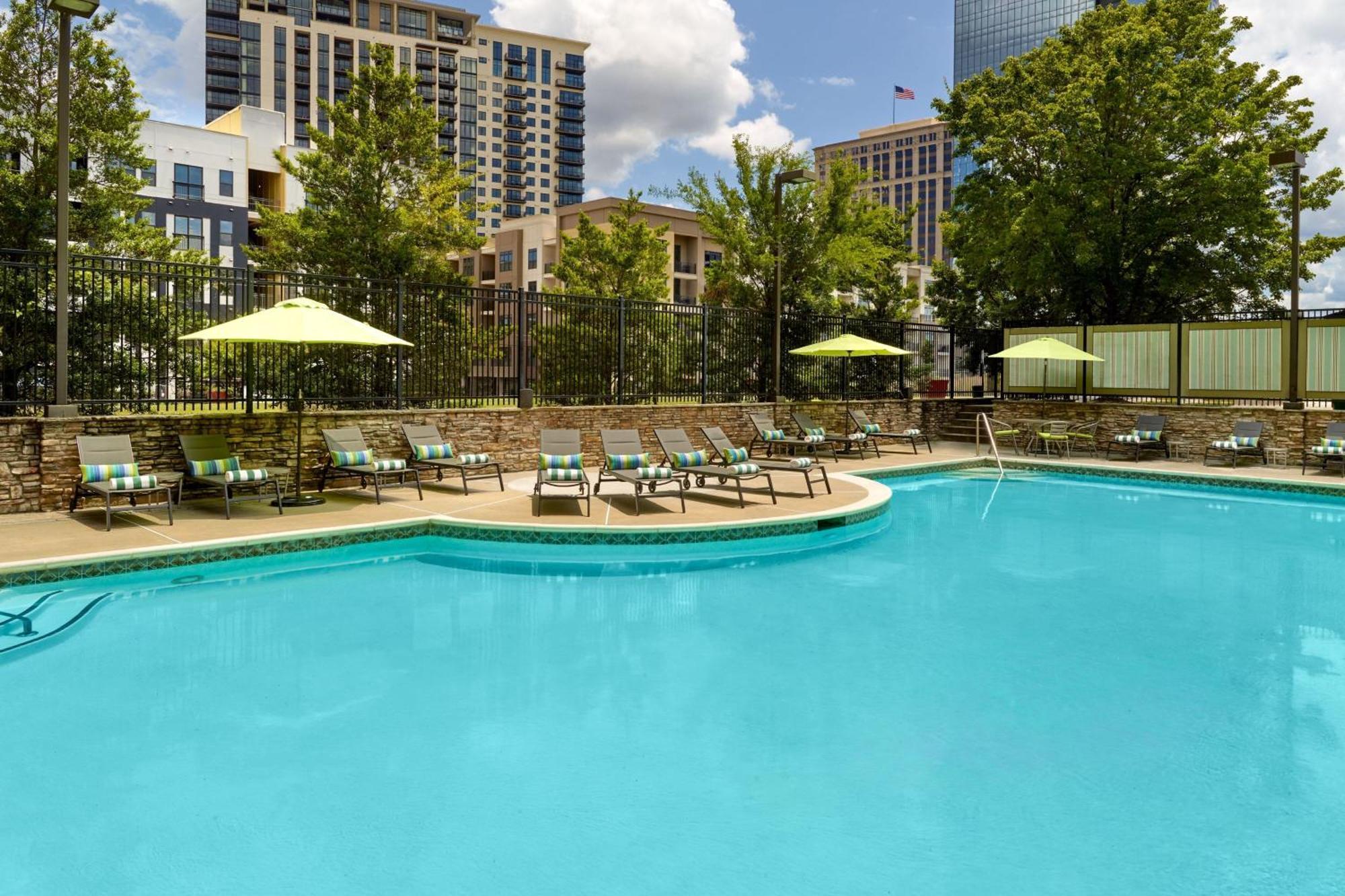 Wyndham Atlanta Buckhead Hotel & Conference Center Экстерьер фото