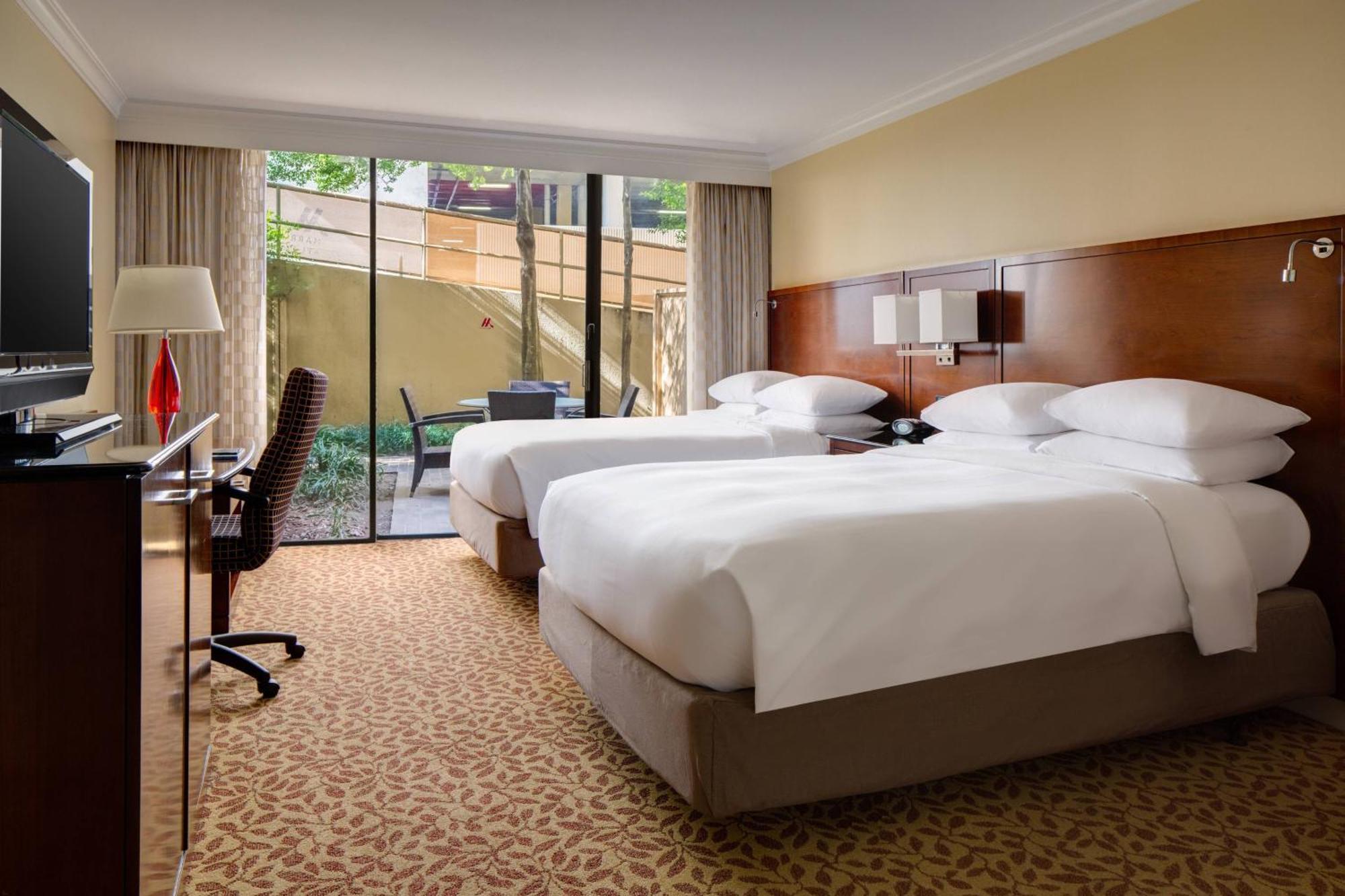 Wyndham Atlanta Buckhead Hotel & Conference Center Экстерьер фото