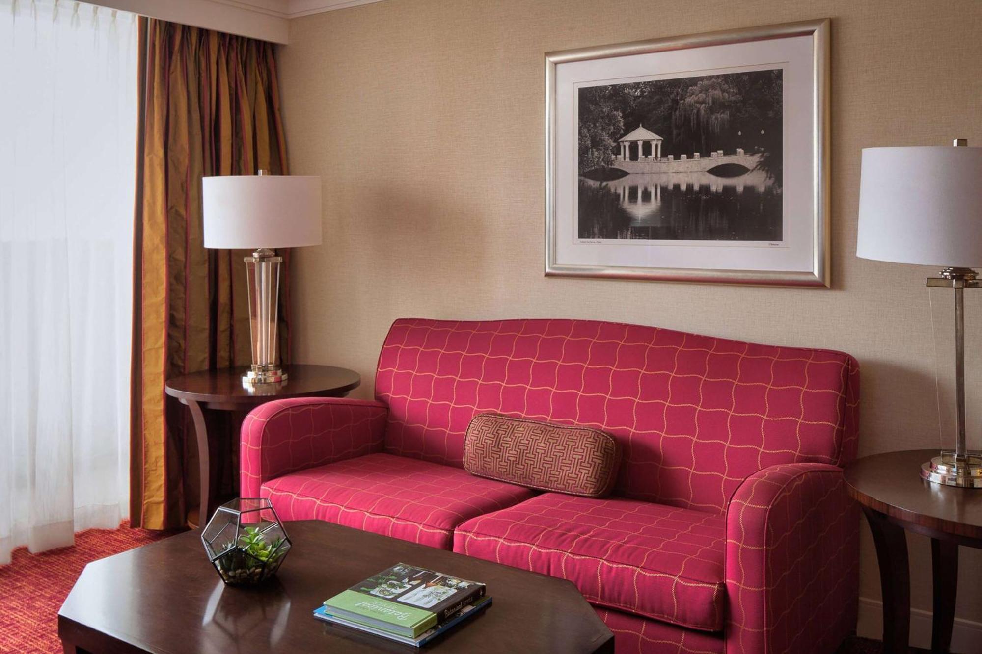 Wyndham Atlanta Buckhead Hotel & Conference Center Экстерьер фото
